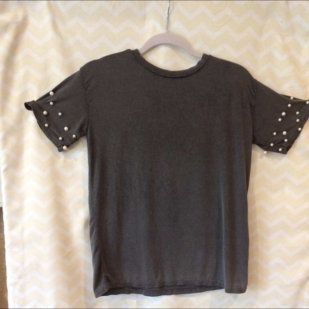 Grey T-shirt